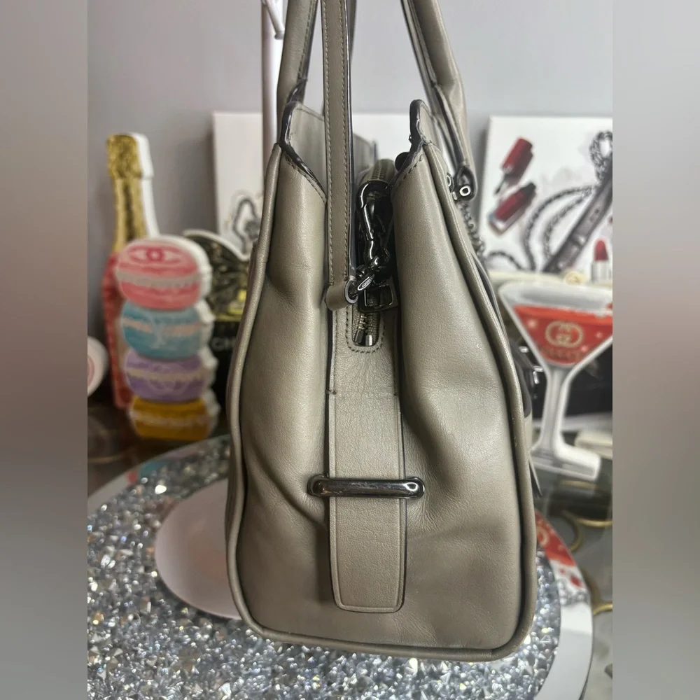 Coach 2015 calf leather Swagger Frame Satchel EUC - Picture 6 of 16